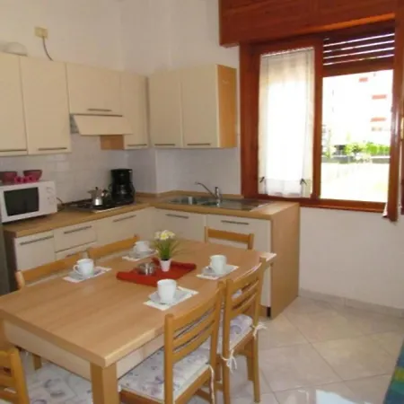 Space And Comfort With Private Place *